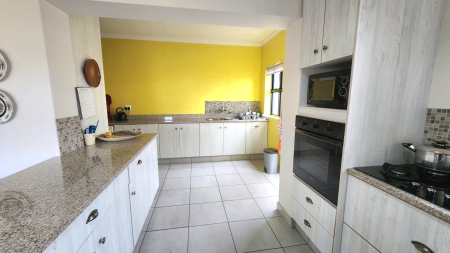 2 Bedroom Property for Sale in Blue Mountain Village Western Cape